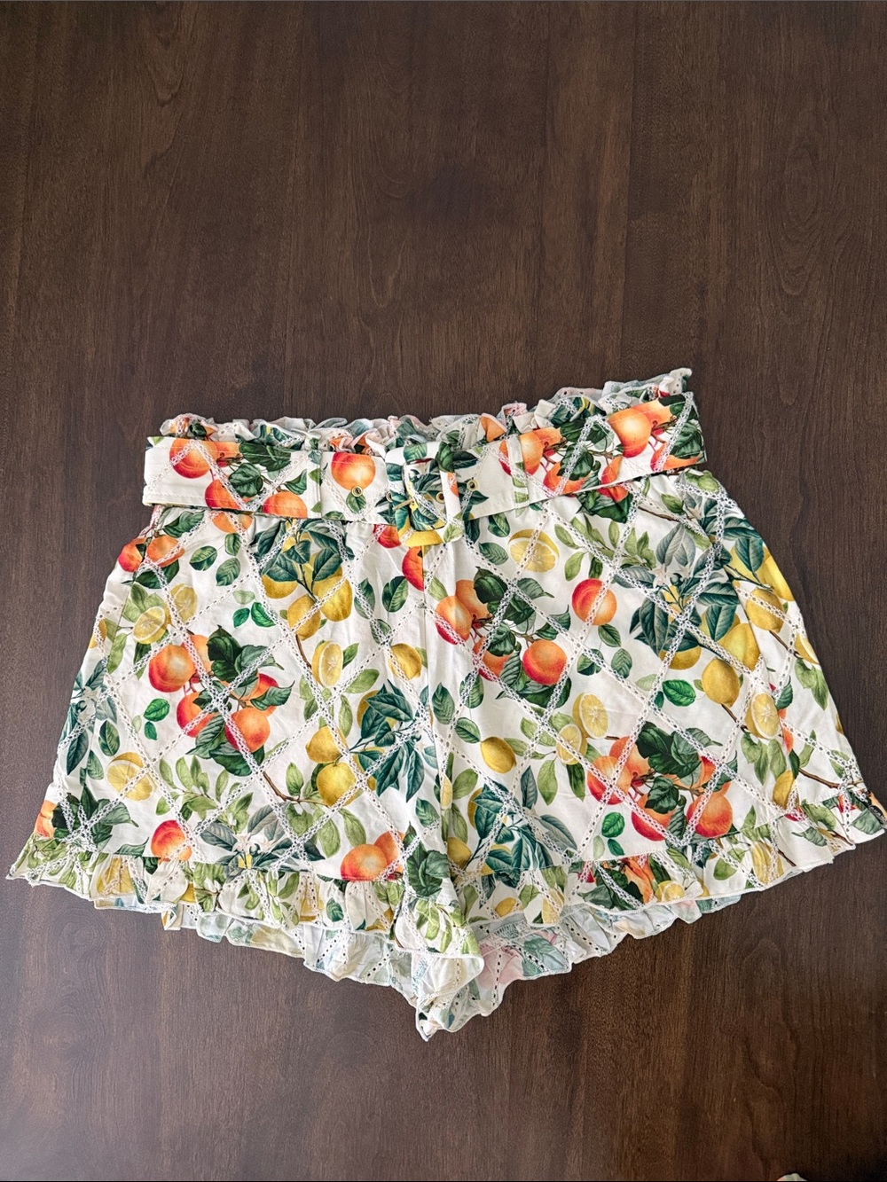 Women’s Fruit-Print Ruffle Waist Shorts - White Multi high rise with belt